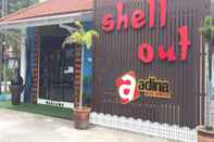 Sảnh chờ Shell Out Cenang Beach Resort 