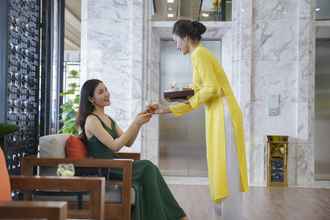 Lobi 4 G8 Luxury Hotel And Spa Da Nang