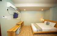 Kamar Tidur 5 Sunshine Luxury Hotel