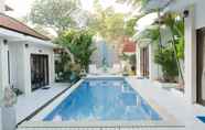 Swimming Pool 3 Sharai Paradise Villa 