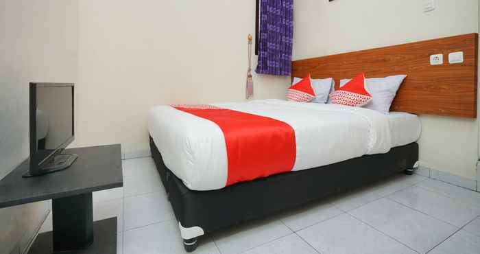 Kamar Tidur OYO 2525 Rumah Singgah Brm