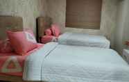 Kamar Tidur 5 2 Bedrooms Suites Apartment Semarang (AL)