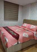 BEDROOM 2 Bedrooms Suites Apartment Semarang (AL)