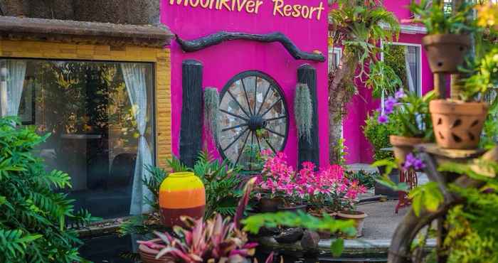 ภายนอกอาคาร Moonriver Resort