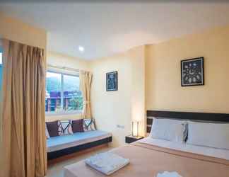 Lobi 2 Island Patong Beachfront Hotel