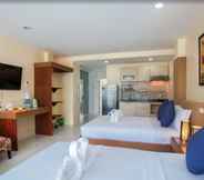 ห้องนอน 6 Island Patong Beachfront Hotel