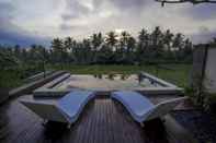 Swimming Pool Nandika Villa