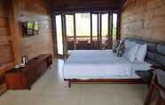 Kamar Tidur 6 Rimbun Canggu Villa