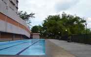 Swimming Pool 6 Apartment SUHAT Malang by NZ-GHM
