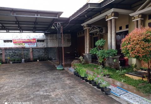 外観 Homestay Sapphire Syariah Pekalongan - 3 Bedrooms