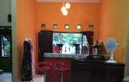 Bar, Kafe, dan Lounge 7 Homestay Sapphire Syariah Pekalongan - 3 Bedrooms