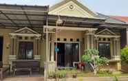 Exterior 2 Homestay Sapphire Syariah Pekalongan - 3 Bedrooms