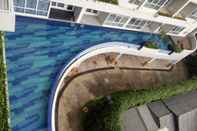 Swimming Pool Apartemen Bintaro Icon Family Room