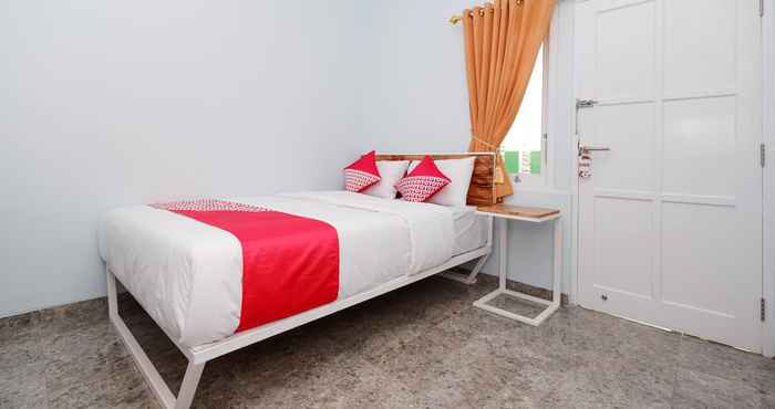 Kamar Tidur OYO 1183 Kalimaya Residence Syariah