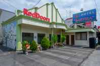 Exterior RedDoorz @ Hotel Sartika Yogyakarta