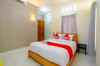 Bedroom OYO 1355 Griya Wismono Homestay