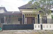 Exterior 2 Homestay Bragasan Asri