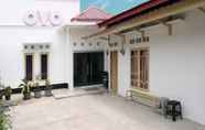 Bangunan 2 OYO 1185 Sachila Residence Syariah