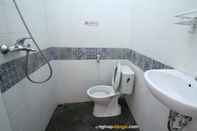 Toilet Kamar Omah Bugisan Homestay By The Grand Java