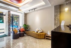 Lobby 4 Airo Hotel