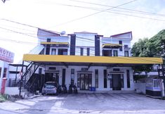 외관 5 OYO 1305 Hotel Al-ghani Syariah