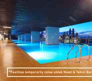 Swimming Pool 2 Menteng Park Exclusive Emerald