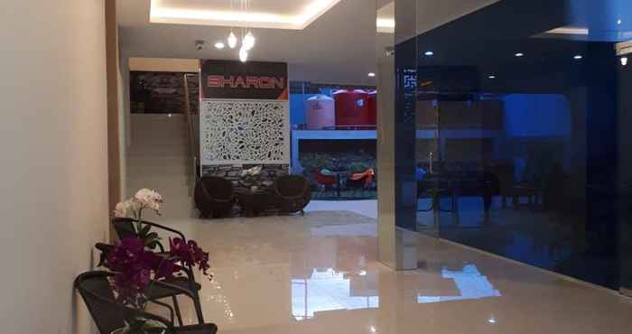 Lobi Sharon Square Apartment