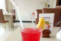 Bar, Kafe, dan Lounge Kawana Hotel Padang