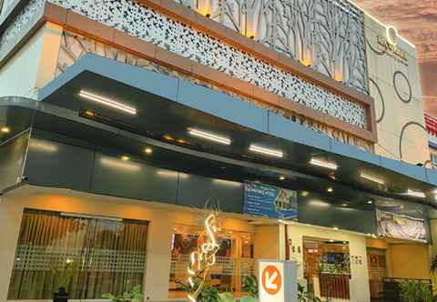 Bên ngoài Kawana Hotel Padang