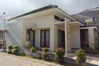 Bangunan Villa Pinus M78