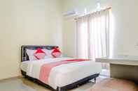 Bedroom OYO 1165 Cakalang Residence Syariah