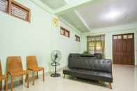 Common Space OYO 1419 Rhona Guest House Syariah Near RSUD Kota Yogyakarta