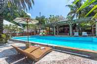 Swimming Pool OYO 1363 Gili Indah Resort
