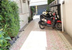 Exterior 3 HUGGAPAI