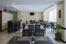 로비 Rumduol Grand Hotel