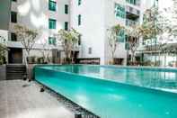 Kolam Renang Summer Suites KLCC Apartments
