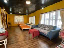 Flowersandrocks Villa, SGD 159