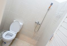 In-room Bathroom 7 Villa D'Coopers 5