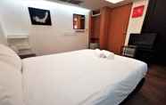 Kamar Tidur 7 Artery House