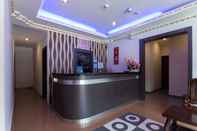 Lobi OYO 44088 Valley View Hotel