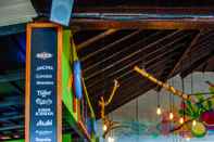 Bar, Cafe and Lounge Sutera Sanctuary Lodges at Manukan Island 