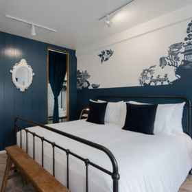 Blu Monkey Boutique Phuket Town 1, Hotel Phuket Butterfly Garden and Insect World