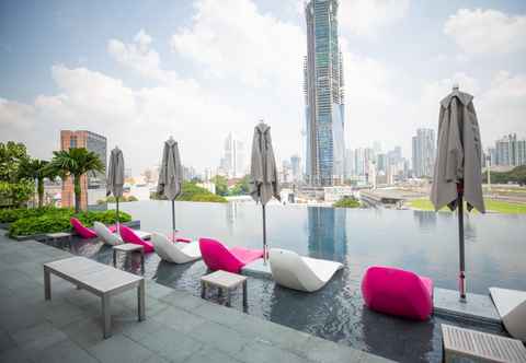 Swimming Pool Opus Residences by Opus Hospitality