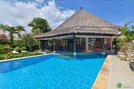 Swimming Pool Villa Pelabuhan