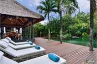 Swimming Pool Villa Rawa Rawa