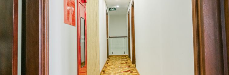 ล็อบบี้ New Century Hotel