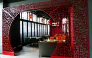 Bar, Cafe and Lounge 2 Lan Kwai Fong Hotel @ Kau U Fong