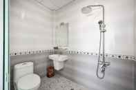 Toilet Kamar Venus Hotel Go Vap