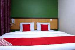 SUPER OYO 44054 Holiday Mansion Inn, Rp 313.964