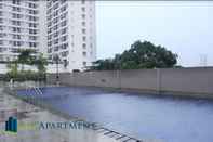 Kolam Renang Apartment Margonda Residence 5 D'Mall by RAY APARTMENT